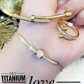 Titanium Set Perhiasan Wanita 839