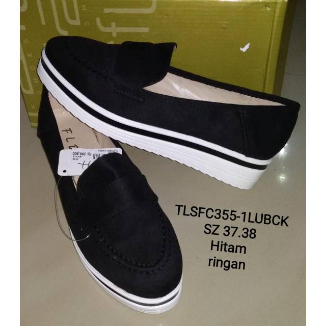 Sepatu fld