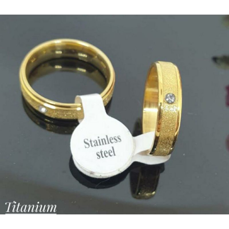 Cincin titanium / cincin mata 1 doof pasir emas