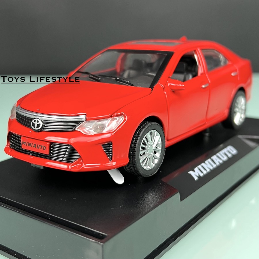 Mobil MiniAuto Diecast - Toyota Camry Skala 1:32