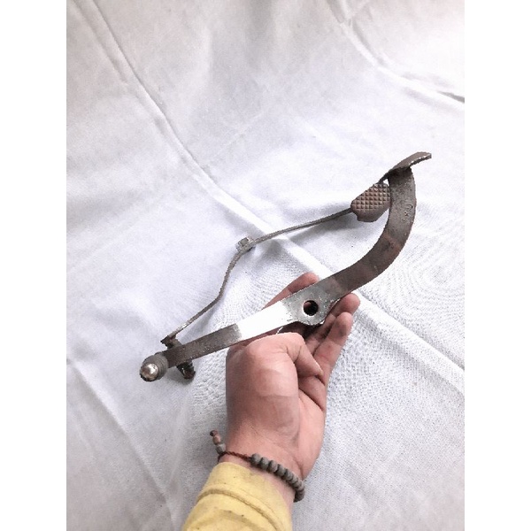 PEDAL OPERAN GIGI PEDAL PROSNELENG TUAS PERCEPATAN PROSNELENG SUZUKI RC 100 RC 80 RC BRAFO TORNADO G