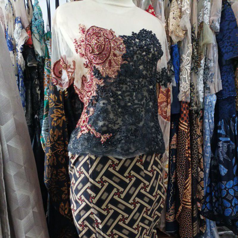 kebaya pesta modern payet/kebaya wisuda modern merah hitam/kebaya brokat payet