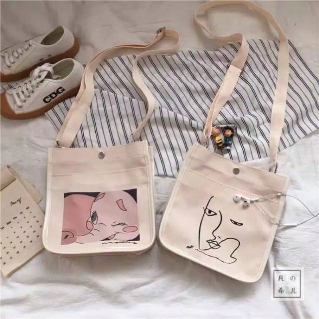 aesthetic sling bag