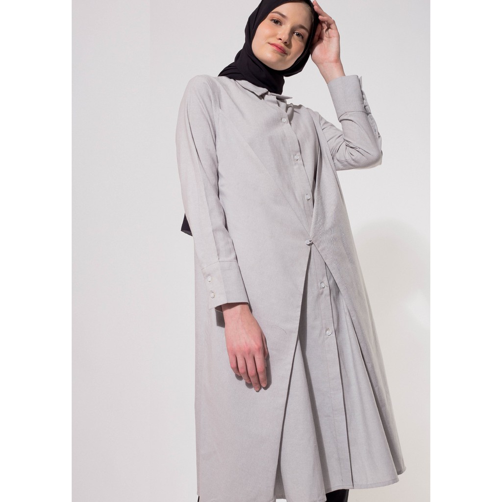 

Elena Tunic Gray