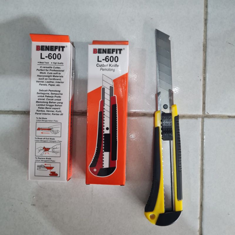 

Cutter Jumbo Super Tajam Super murah /harga per pcs