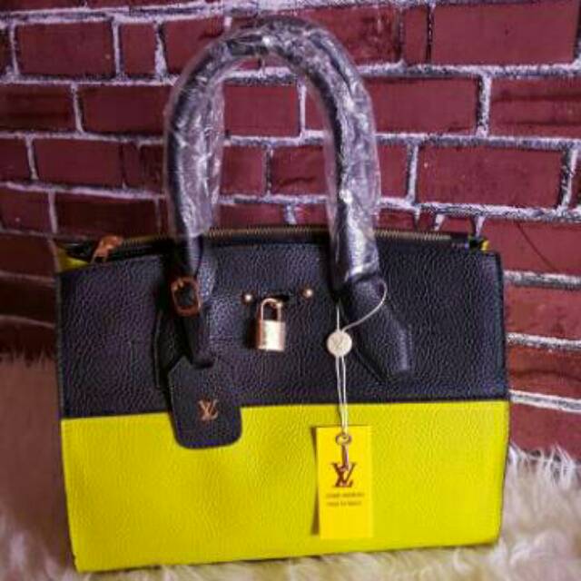 LV (Louis Vuitton) gembok import