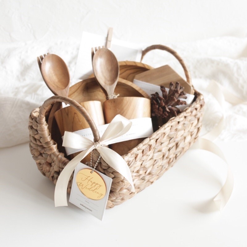 Wedding Gift hampers | Kado Ulang Tahun Premium | Peralatan Makan Kayu Jati | Wedding Gift Set | Hampers