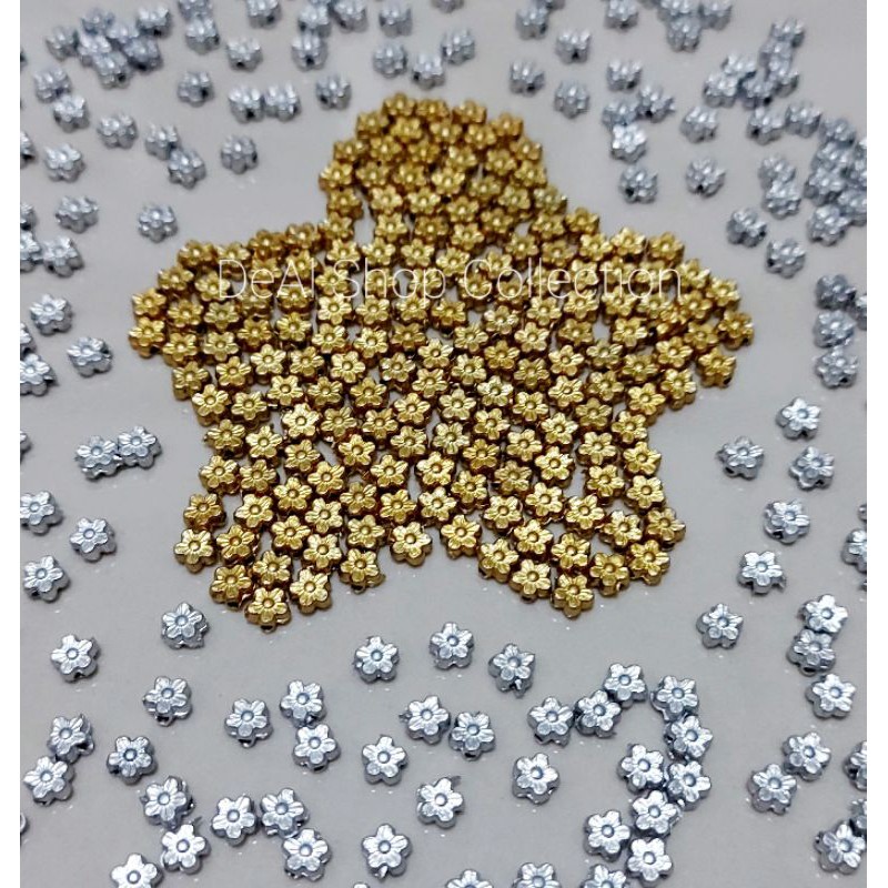 

100 pcs Manik Bunga Sakura