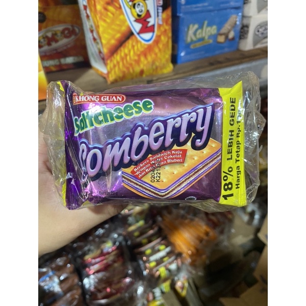 

Biskuit Saltcheese Coklat - Comboberry