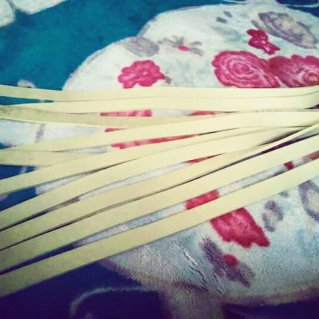 Karet speargun panah ikan  bentuk pipih warna hijau lime panjang 100cm