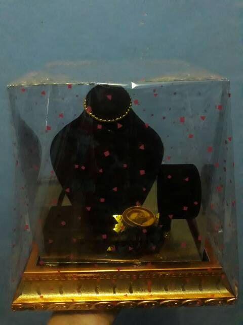 Tempat perhiasan  Set Seserahan.Hitam.Kalung ,Gelang dan Cincin