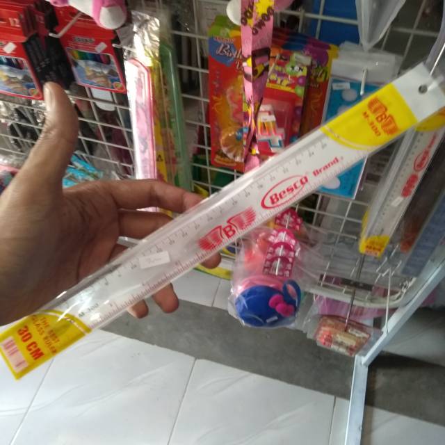 

Penggaris besco