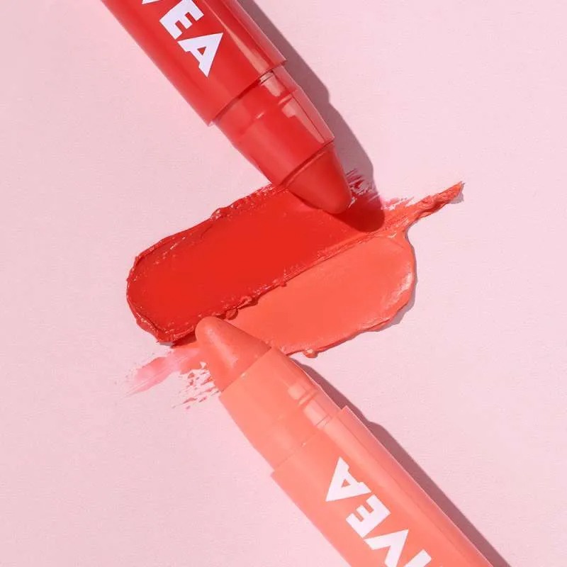 NIVEA Lip Care Lipbalm &amp; Colour Red Lip Balm crayon 4.8gr