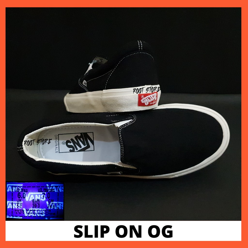 100% BNIB Sepatu Slip On Black White Classic / Sneakers Slip On Hitam Putih