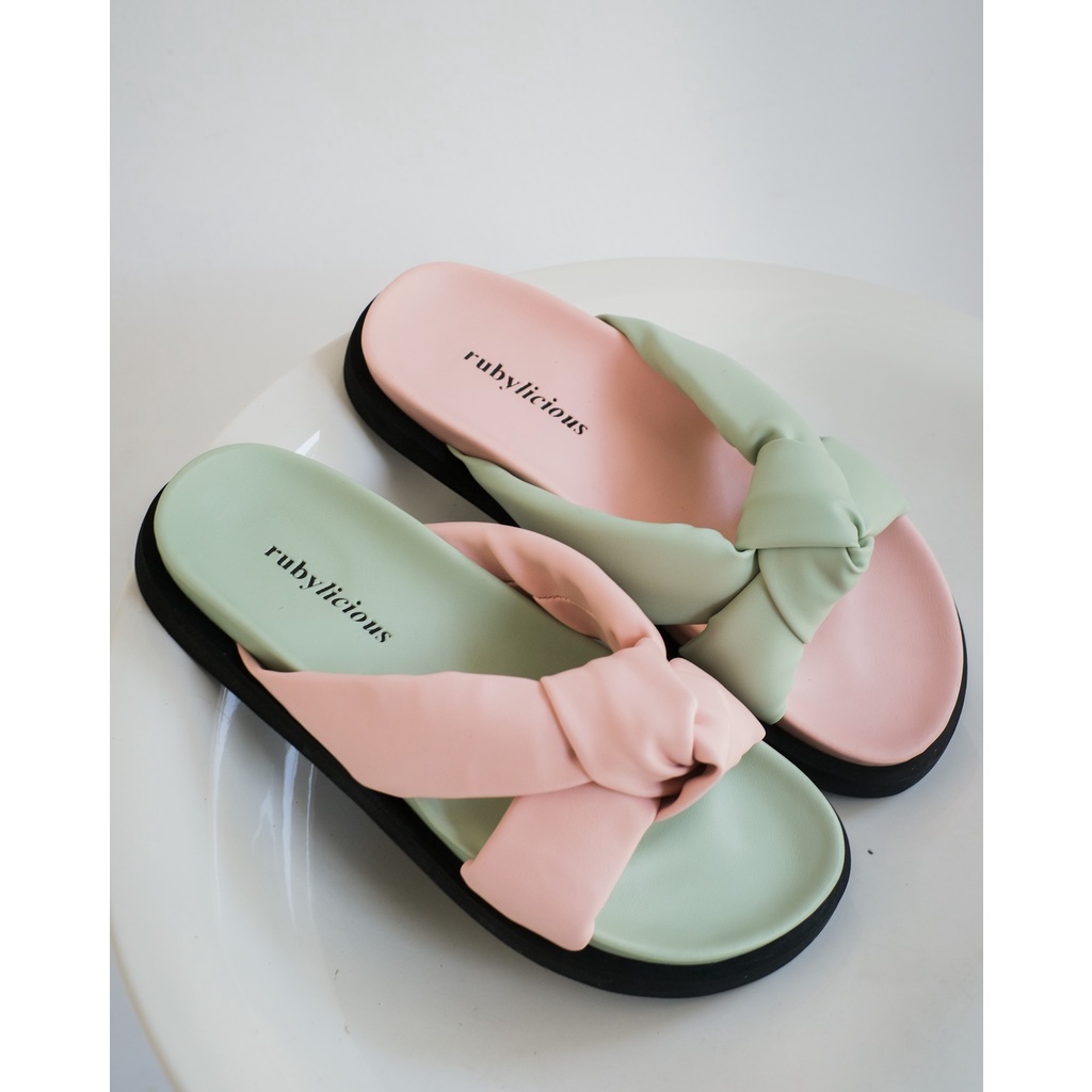 Myrubylicious MOREAL SANDALS