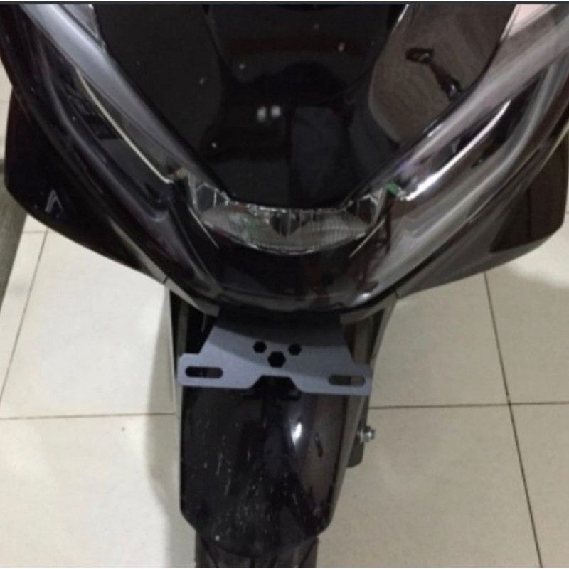 Breket tatakan dudukan plat nomor Nmax aerox pcx model kumis