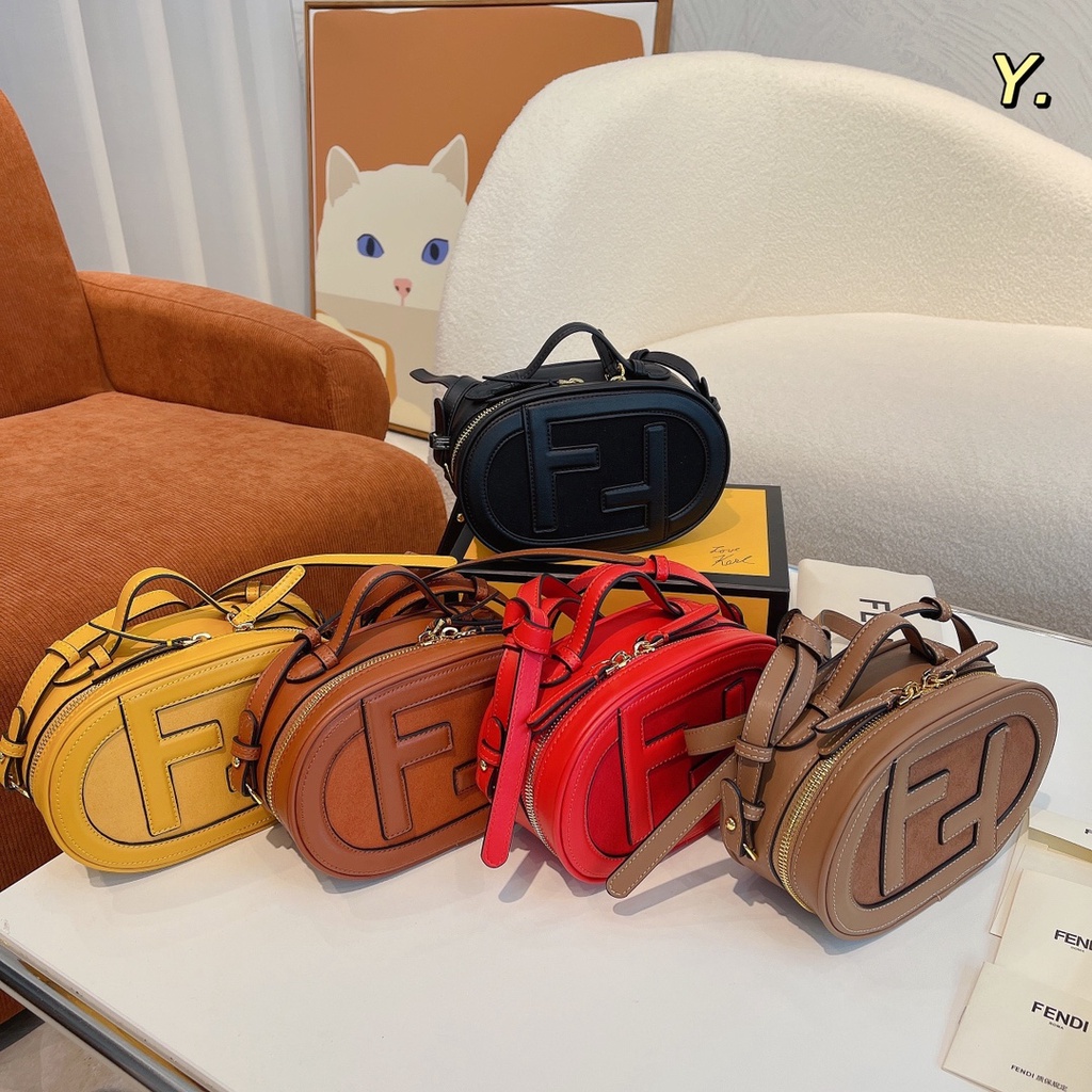 Fendi Fendi Fendi ritsleting tas kamera mini oval baru