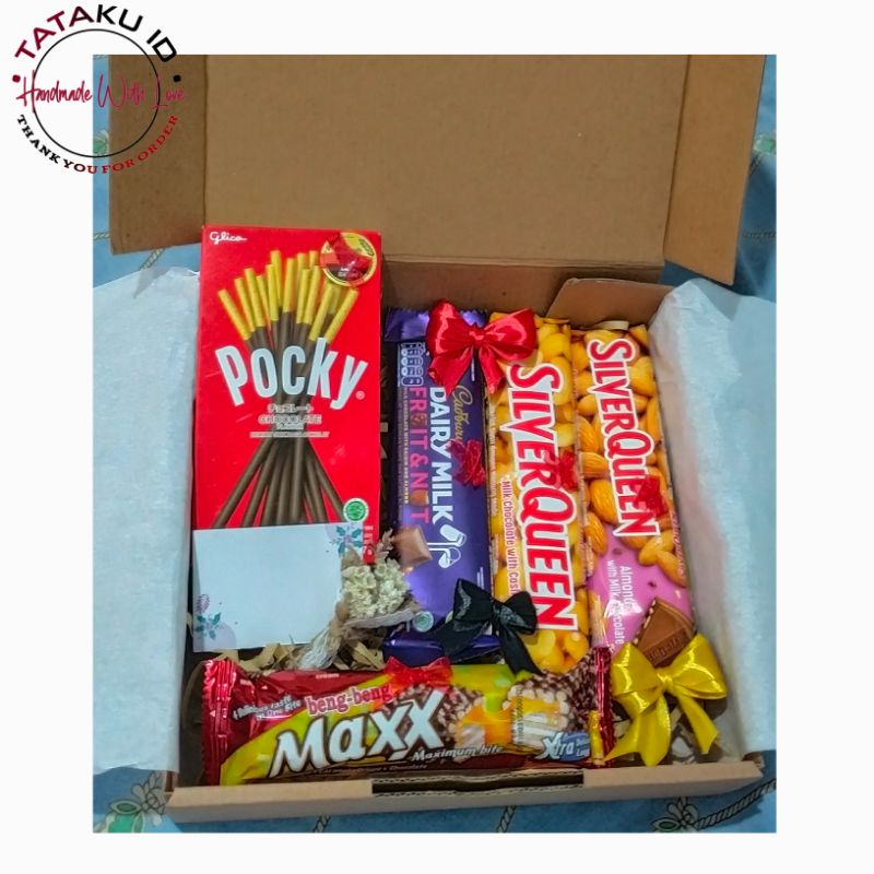 

MURAH BANGET HAMPERS BOX COKLAT/VALENTINE/ULANG TAHUN