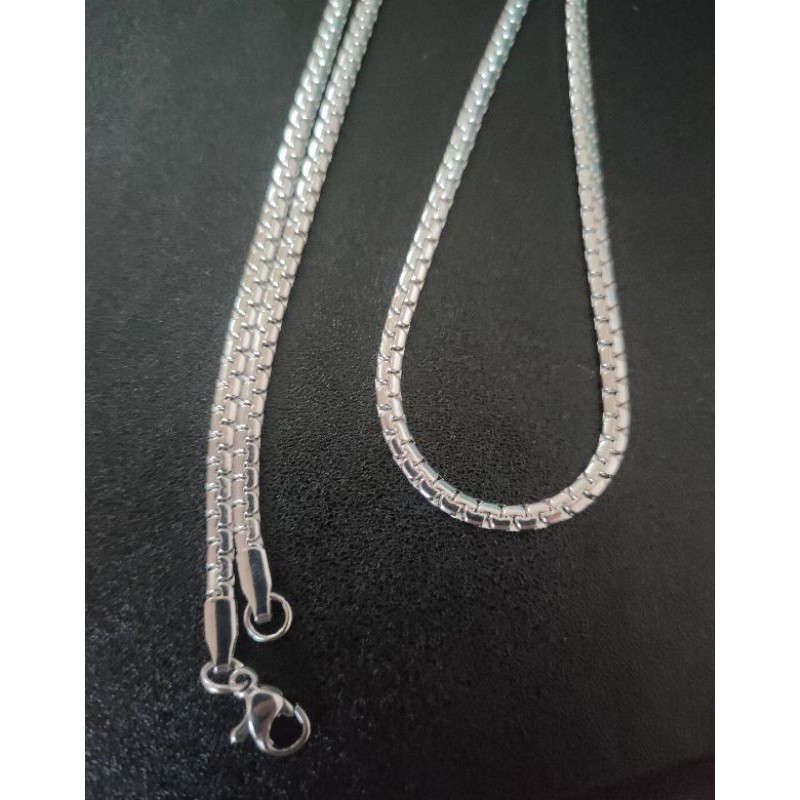Kalung Titanium Pria dan Wanita Gepeng Motif Emas dan Silver