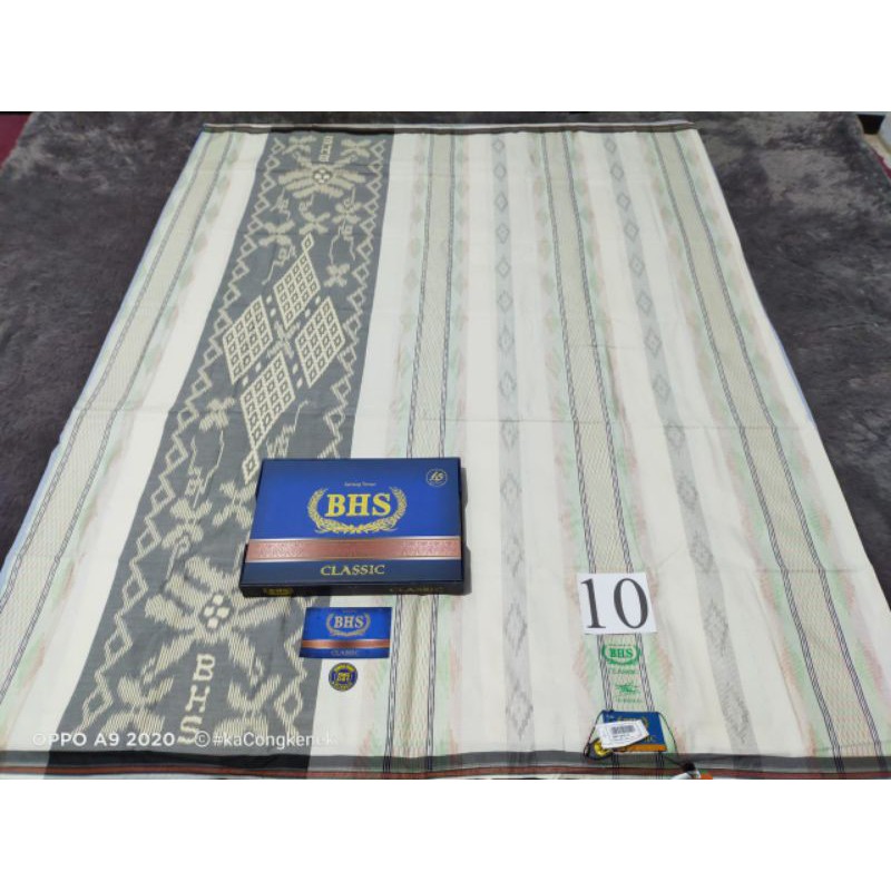 SARUNG BHS CLASSIC GOLD QUALITY DENGAN BAHAN MESRES DAN MOTIF KAWUNG