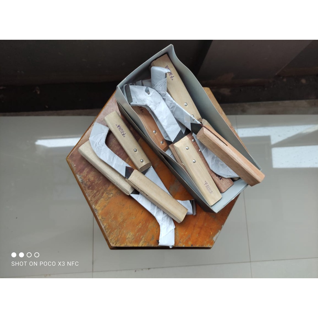 PISAU SADAP DERES KARET PINUS FAUNA