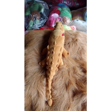 boneka buaya