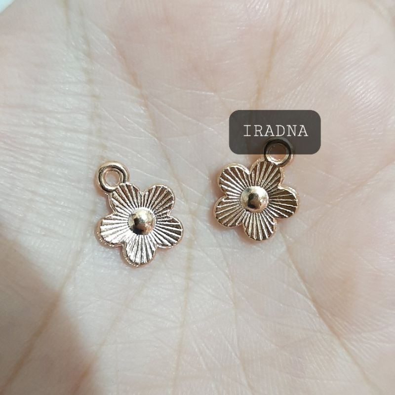 Bandul Liontin Kalung Gelang Bunga Sakura Bahan Craft DIY Aksesoris