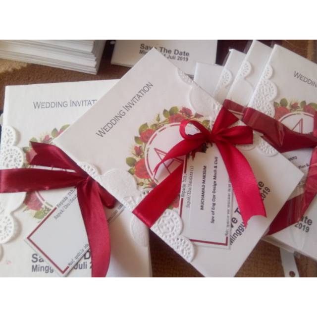 UNDANGAN HARD COVER CUSTOM JASMINE PITA