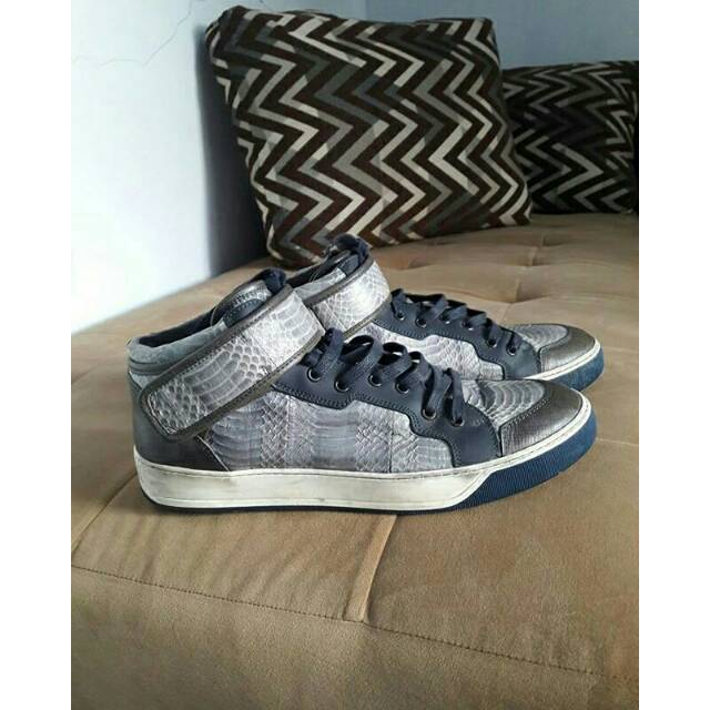 Sepatu lanvin