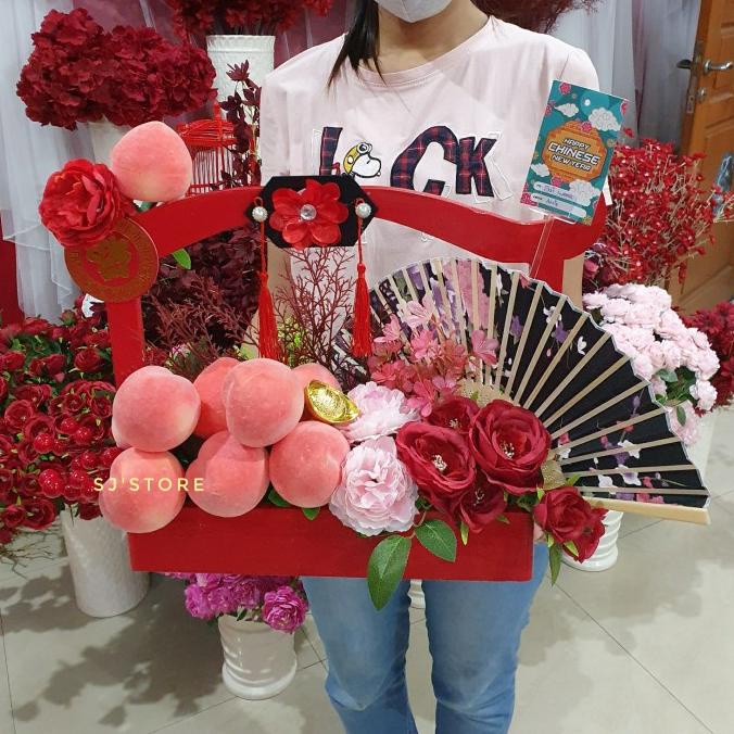 

HAMPERS IMLEK JERUK DAN HIASAN BUNGA FH65165FG