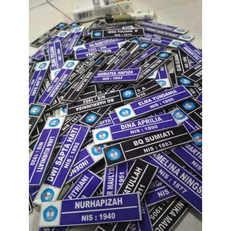 

nametag acrylic