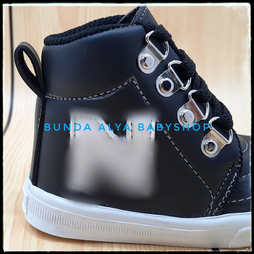 Sepatu Anak Laki Boots Umur 1 5 6 7 Tahun HITAM Alas Karet Sepatu Boots Anak Cowok AntiLicin Size 22 30 - 34 - 35