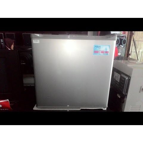 Kulkas Mini/hotel Portable 1 Pintu Sanyo Aqua 50 F + Freezer Garansi Resmi 7 Tahun