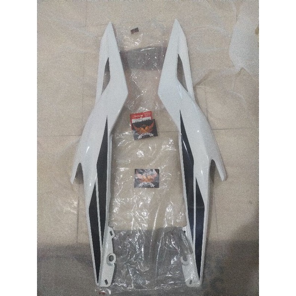 cover body kempol tepong belakang blakang cbr 150 r CBR150R repsol ori ahm