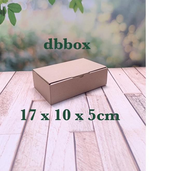 

ya( 10 pcs ) NEW Kardus uk. 17 x 10 x 5 cm...Die Cut untuk kotak Aksesoris dll, model box pizza ya S