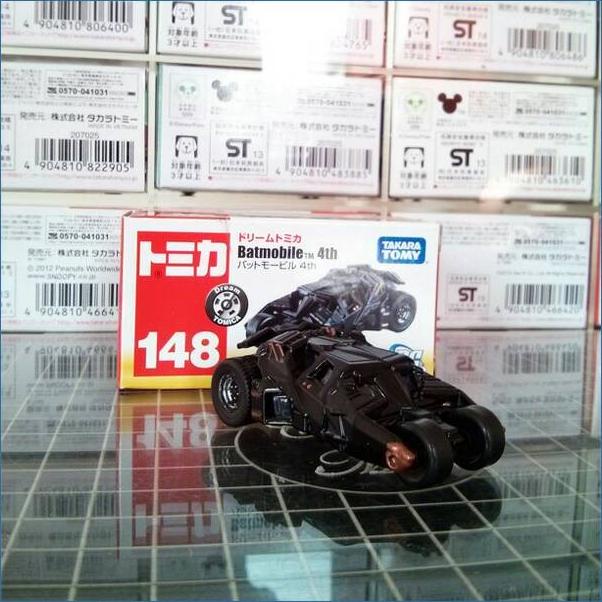 Tomica Dream Batman Batmobile 4Th