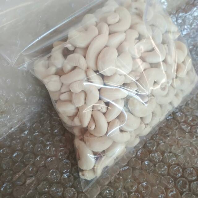 

Kacang mete mentah asli Wonogiri 0,5kg
