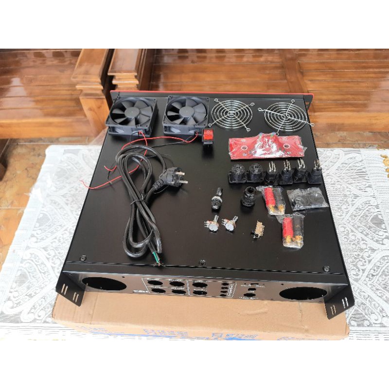 Box power amplifier tebal dan kokoh terbuat dari plat pilihan