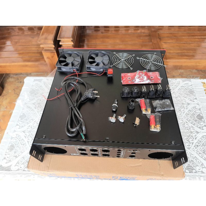 Box power amplifier tebal dan kokoh terbuat dari plat pilihan