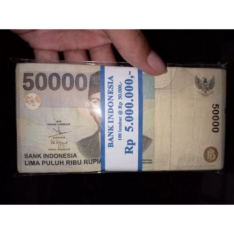 1 Gepok( 100 lembar) uang kuno asli 50.000 Supratman 1999