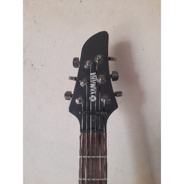 Gitar Yamaha RGX121Z