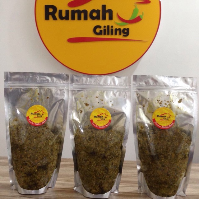 

Sambal Rumah Giling uk. Family Pack isi 450gr per pouch