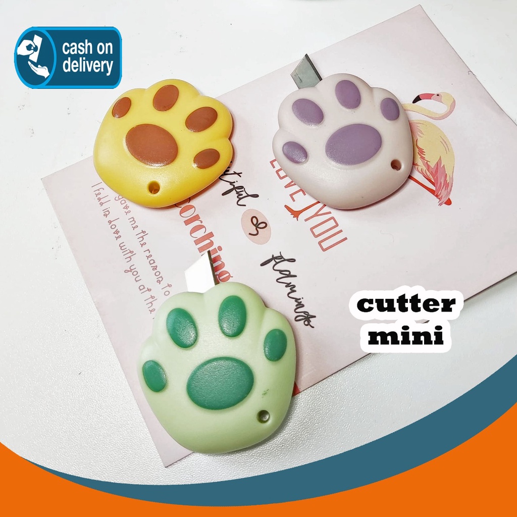 

CUTTER MINI CAT PAW CAKAR KUCING PISAU KECIL KATER PORTABLE BERUANG LUCU