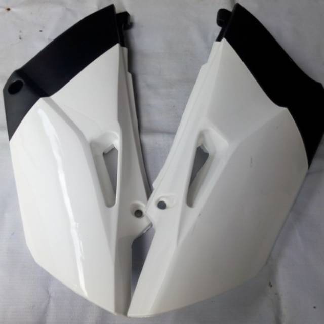 Side Panel Yz85 New / Cover Body Yz new Putih