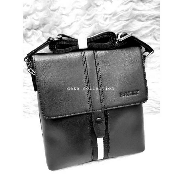 Tas selempang pria bally