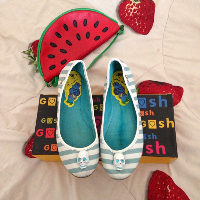 flat shoes GOSH