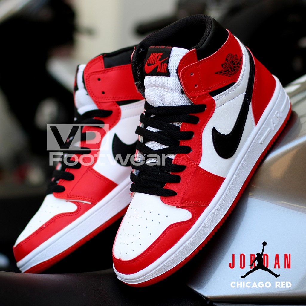 Sepatu Nike Air Jordan 1 Retro High 
