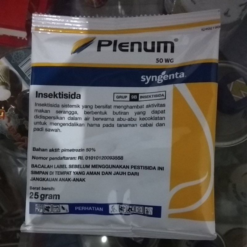 Bembasmi hama wereng insektisida plenum