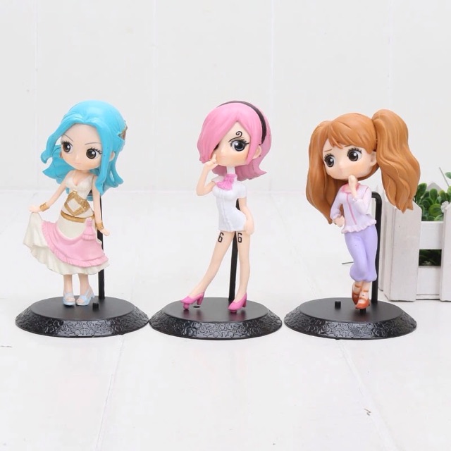 Action figure One piece Qposket Reiju Vivi Pudding