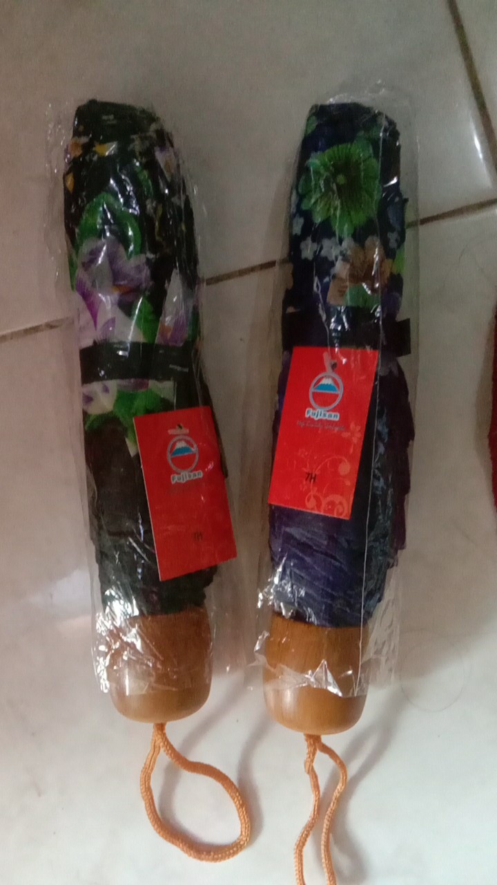 (bonus Sarung) Payung Lipat 3 Motif Kotak Cakep Mewah Unik Elegan Harga Murah Ekonomis Bunga Kembang